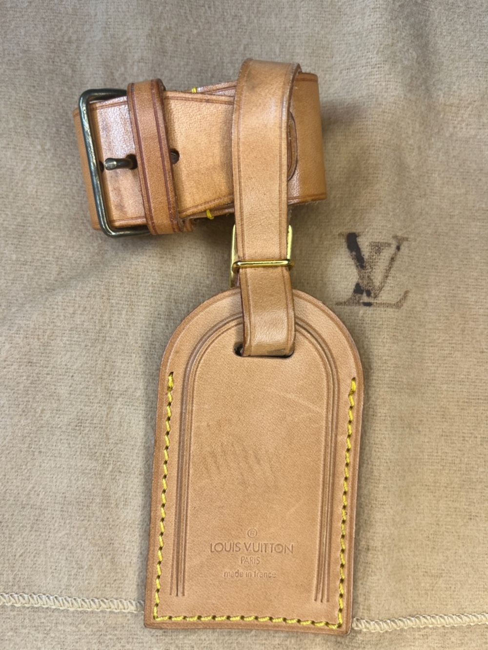 Louis Vuitton Tan Leather Luggage Tag Pair with Gold-Tone Buckles - Picture 2 of 14